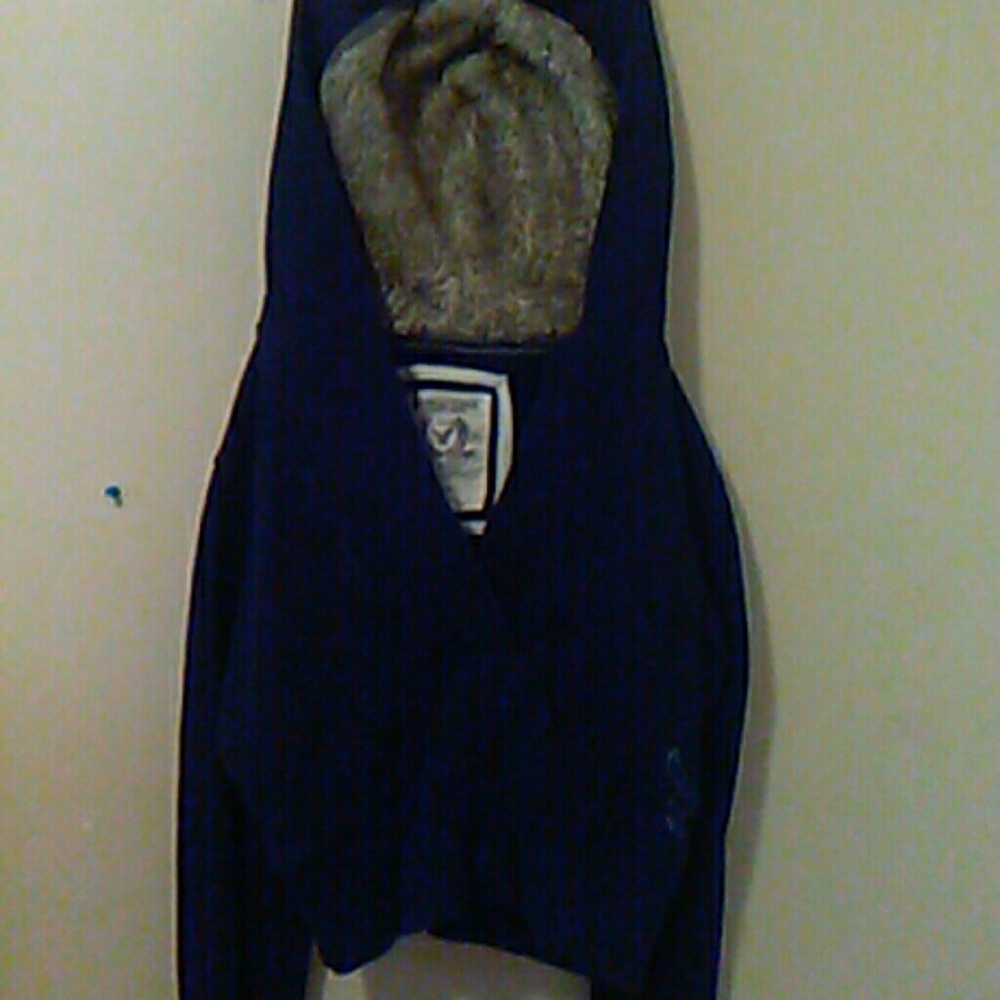 American eagle crop sweater with fur hoodie